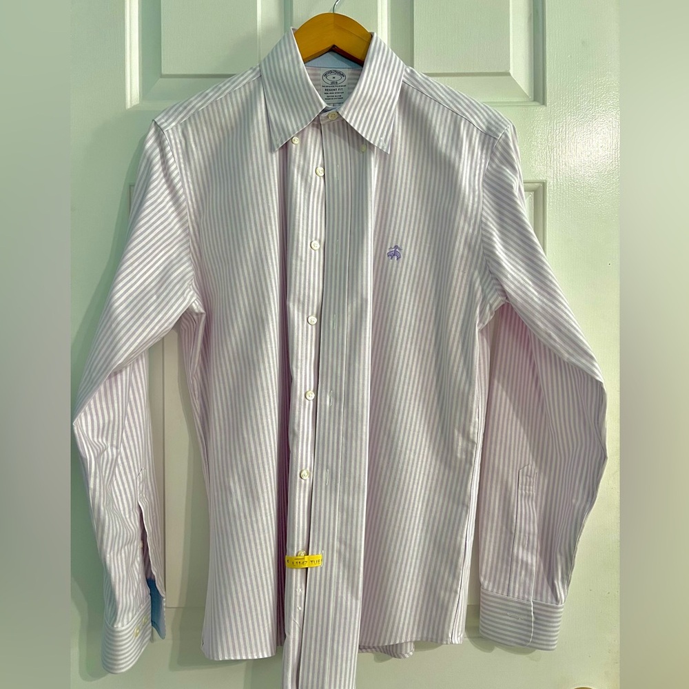 Men’s Lavender Bengal Striped Medium “Regent Fit” Brooks Brothers Sport Shirt.